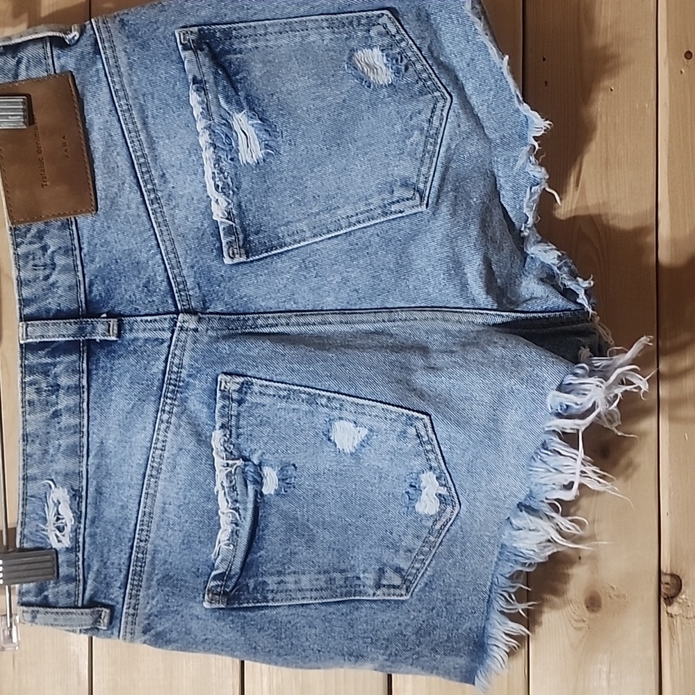 Zara Denim Shorts Size 2 Womens Distressed - Picture 5 of 8